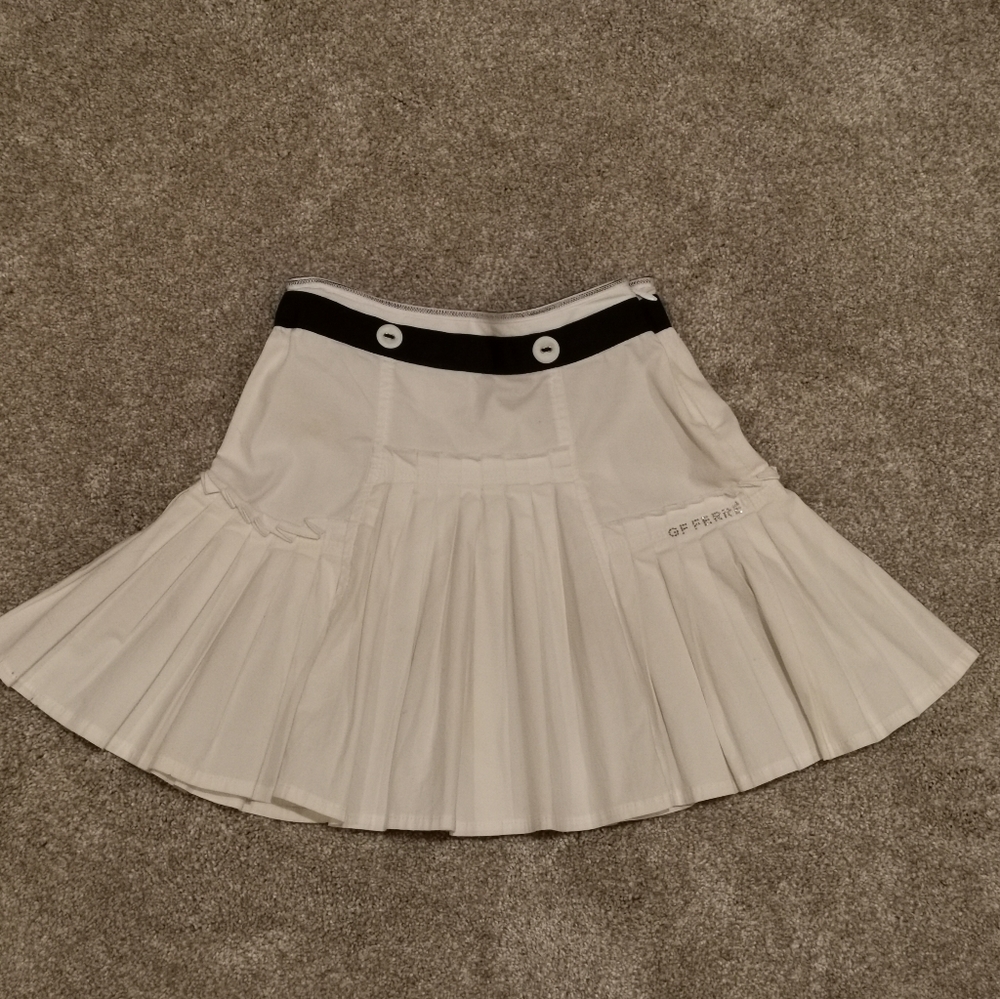 GF Ferre Girls Pleatted Skirt - Size 3/4A Like New
